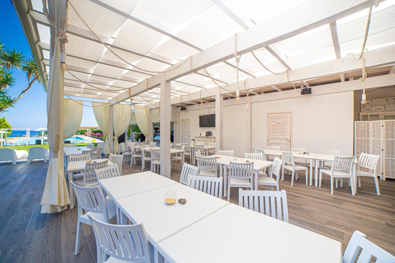 Babai Village Resort Marina di Gairo エクステリア 写真