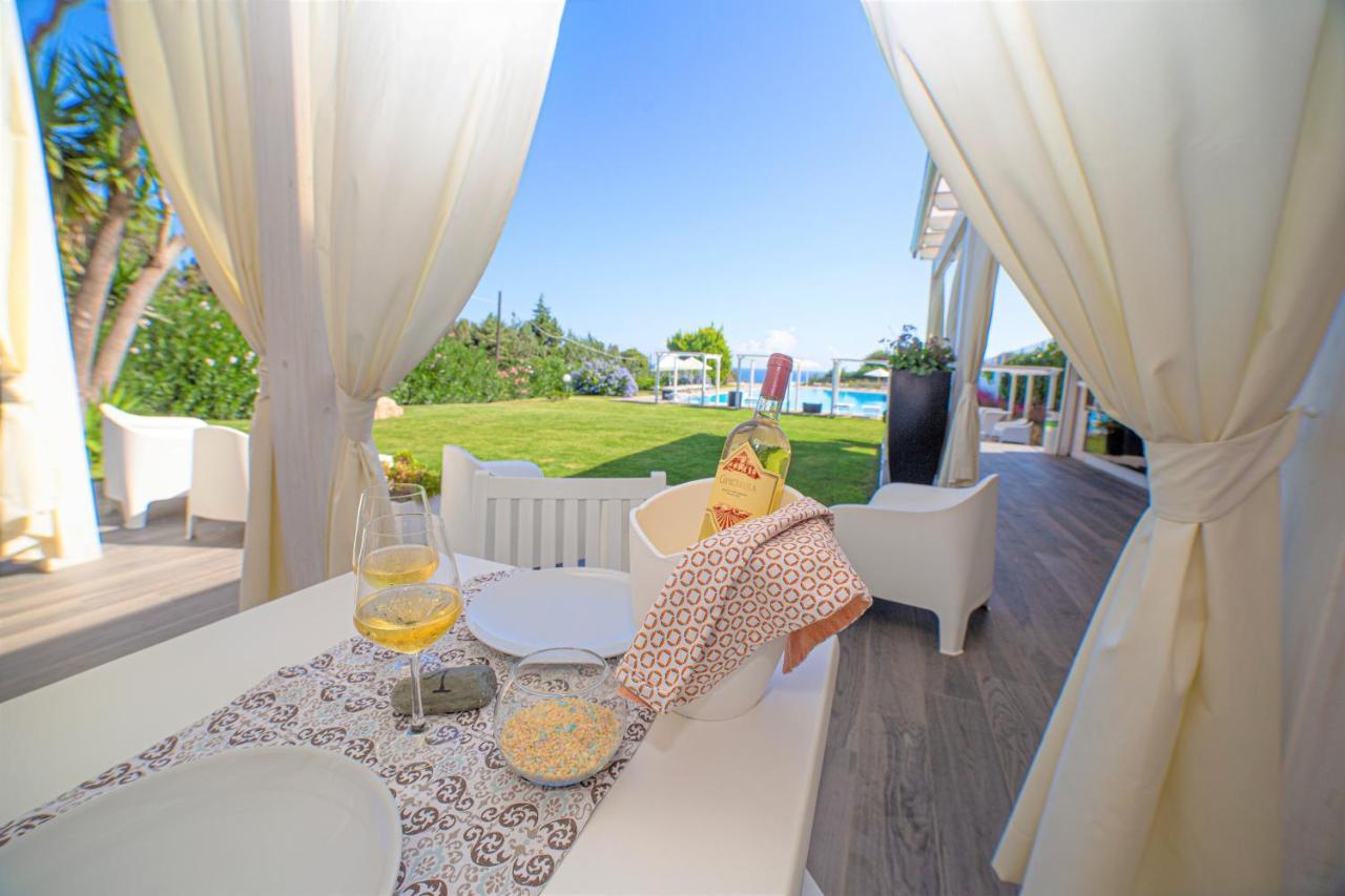 Babai Village Resort Marina di Gairo エクステリア 写真
